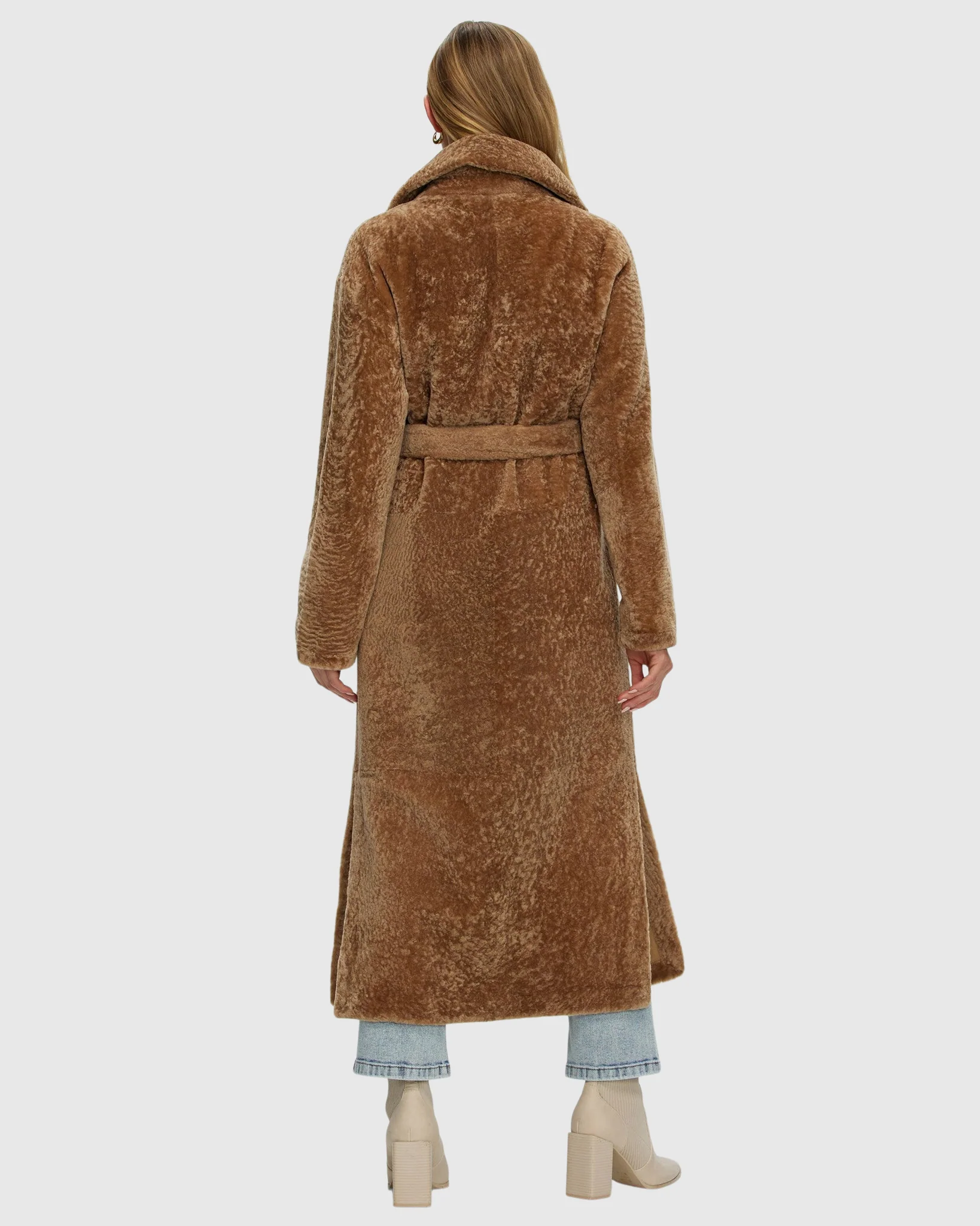 Reversible Select Shearling Lamb Coat With Side Slits And Belt - Image 4