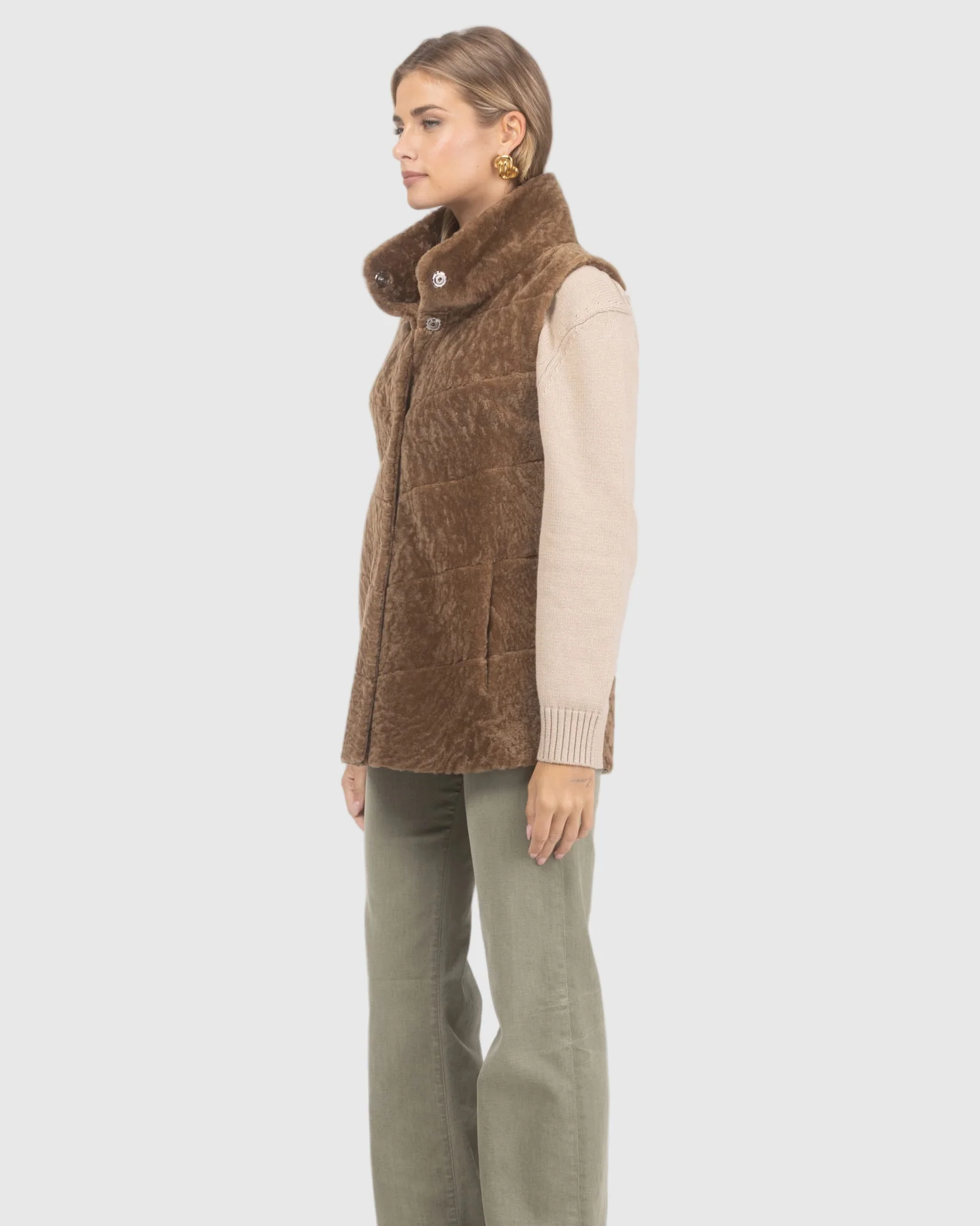 Reversible Textured Shearling Lamb Vest - Image 18