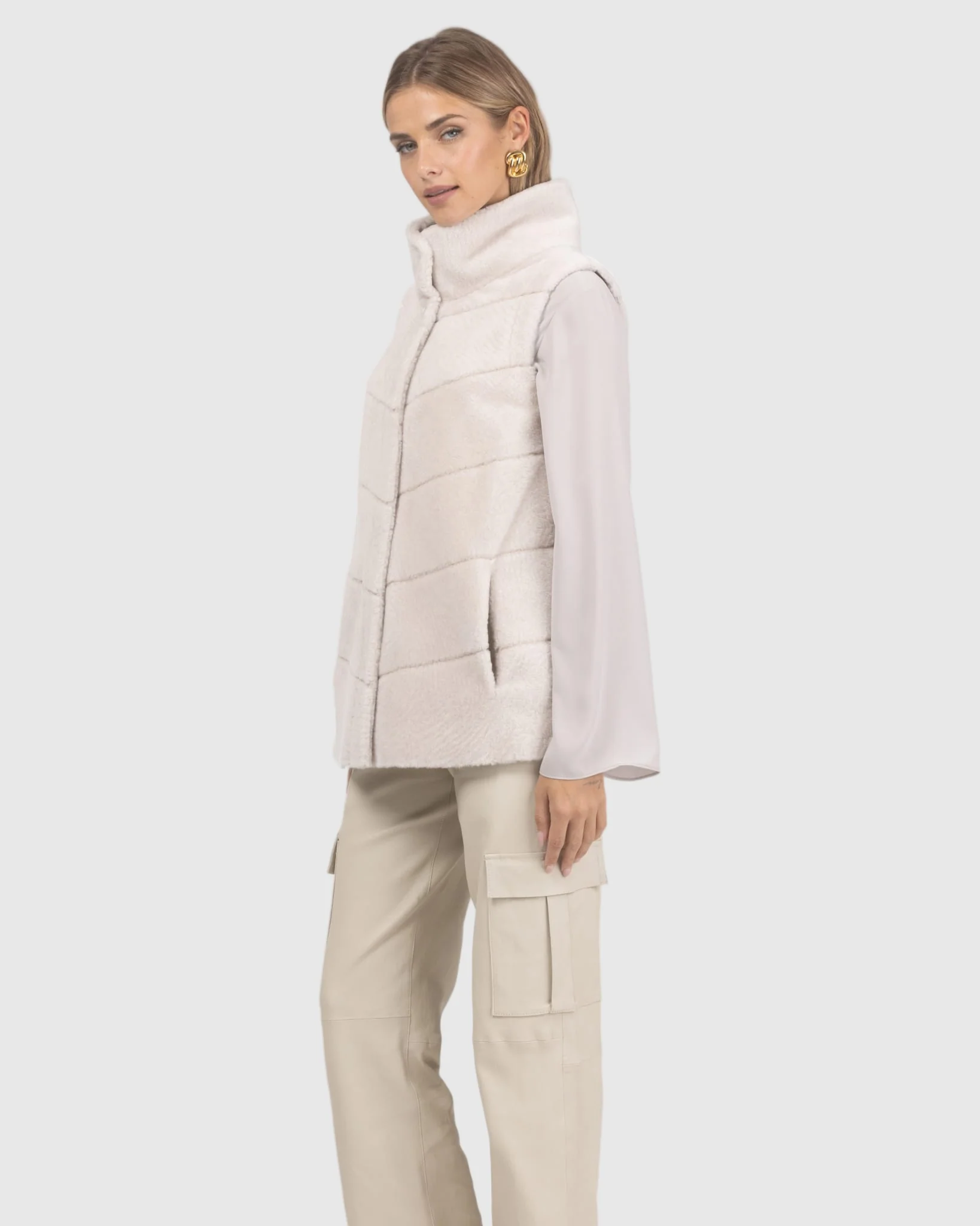 Reversible Textured Shearling Lamb Vest - Image 25