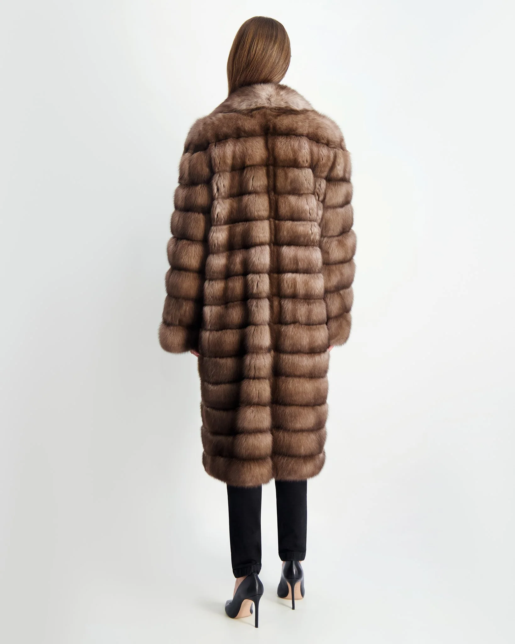 SABLE SHORT COAT - Image 3