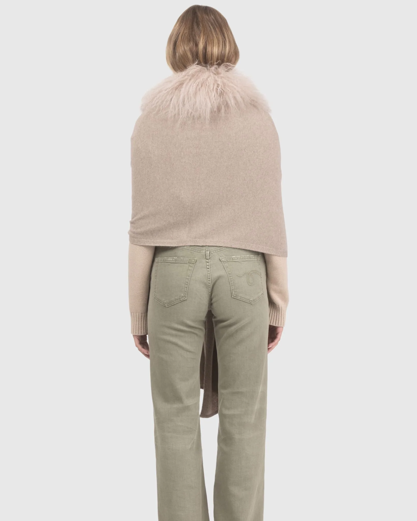 SELECT CASHMERE AND MERINO WOOL BLEND STOLE WITH SELECT MONGOLIAN LAMB TRIM - Image 16
