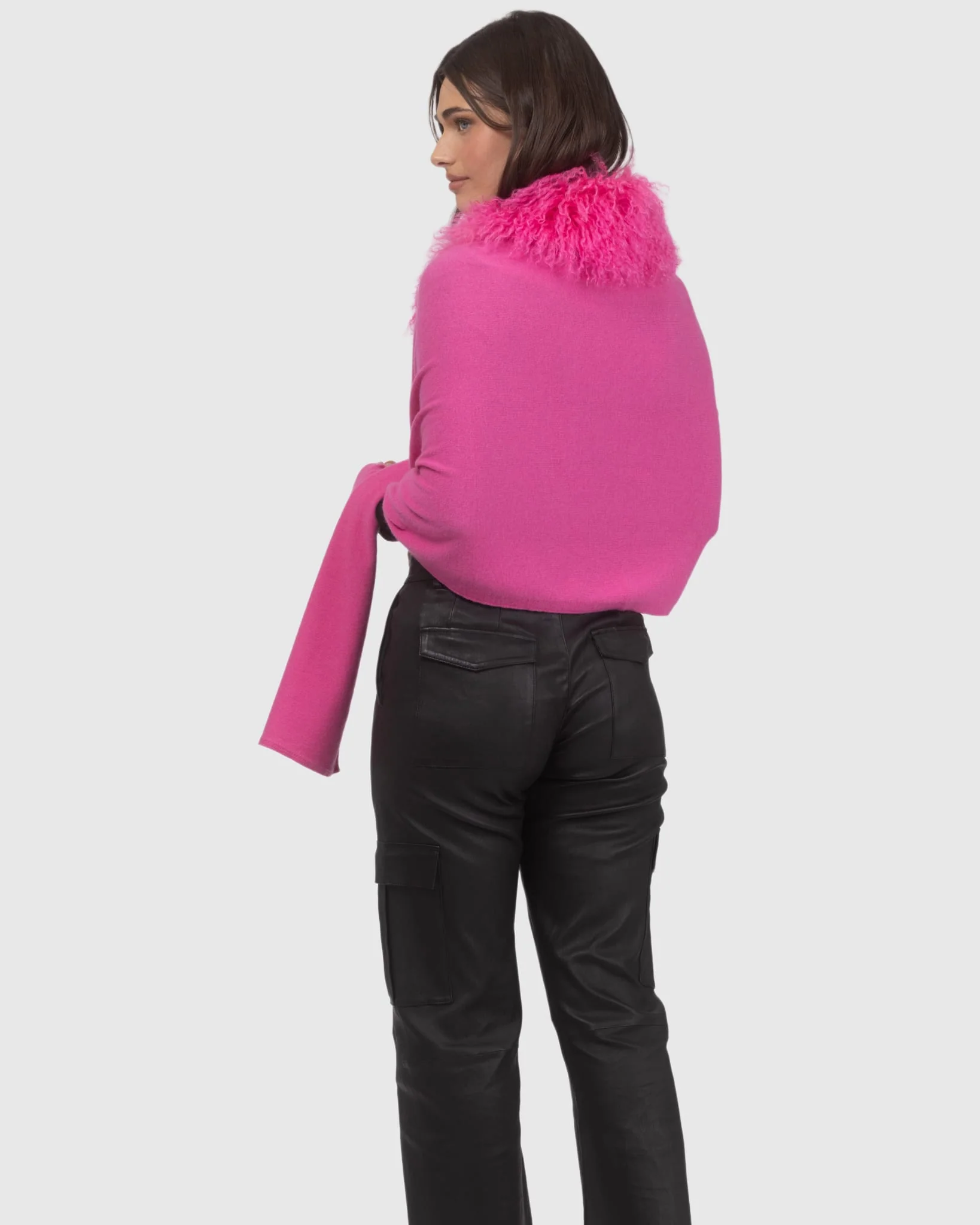 SELECT CASHMERE AND MERINO WOOL BLEND STOLE WITH SELECT MONGOLIAN LAMB TRIM - Image 20