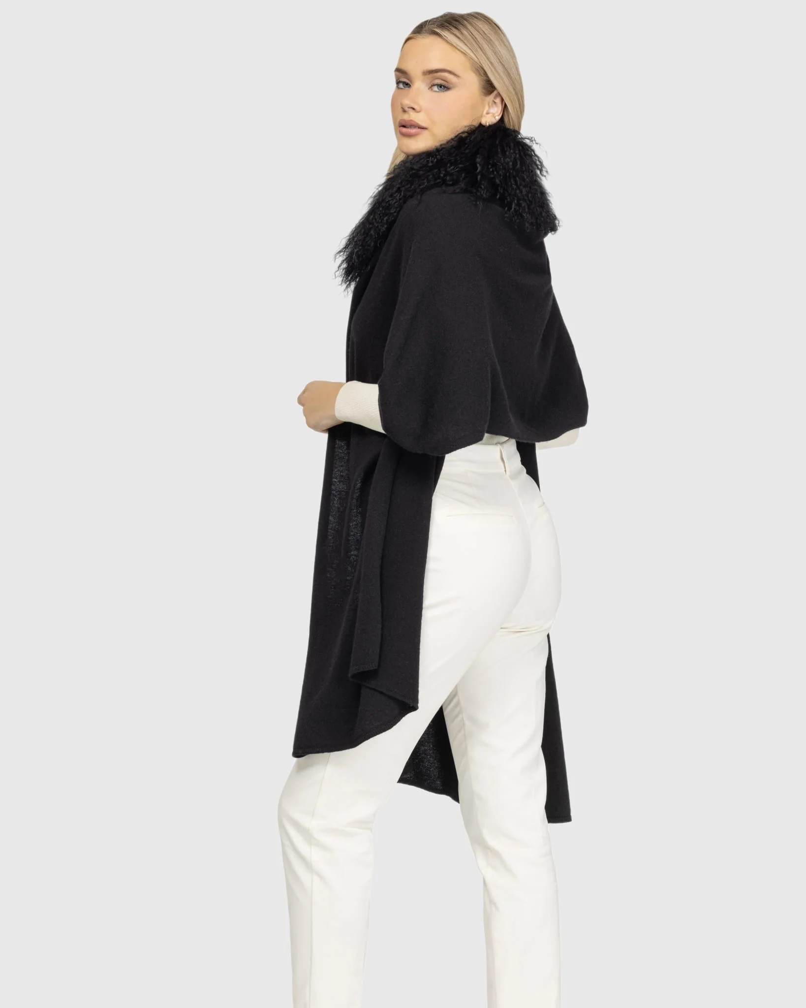 SELECT CASHMERE AND MERINO WOOL BLEND STOLE WITH SELECT MONGOLIAN LAMB TRIM - Image 25