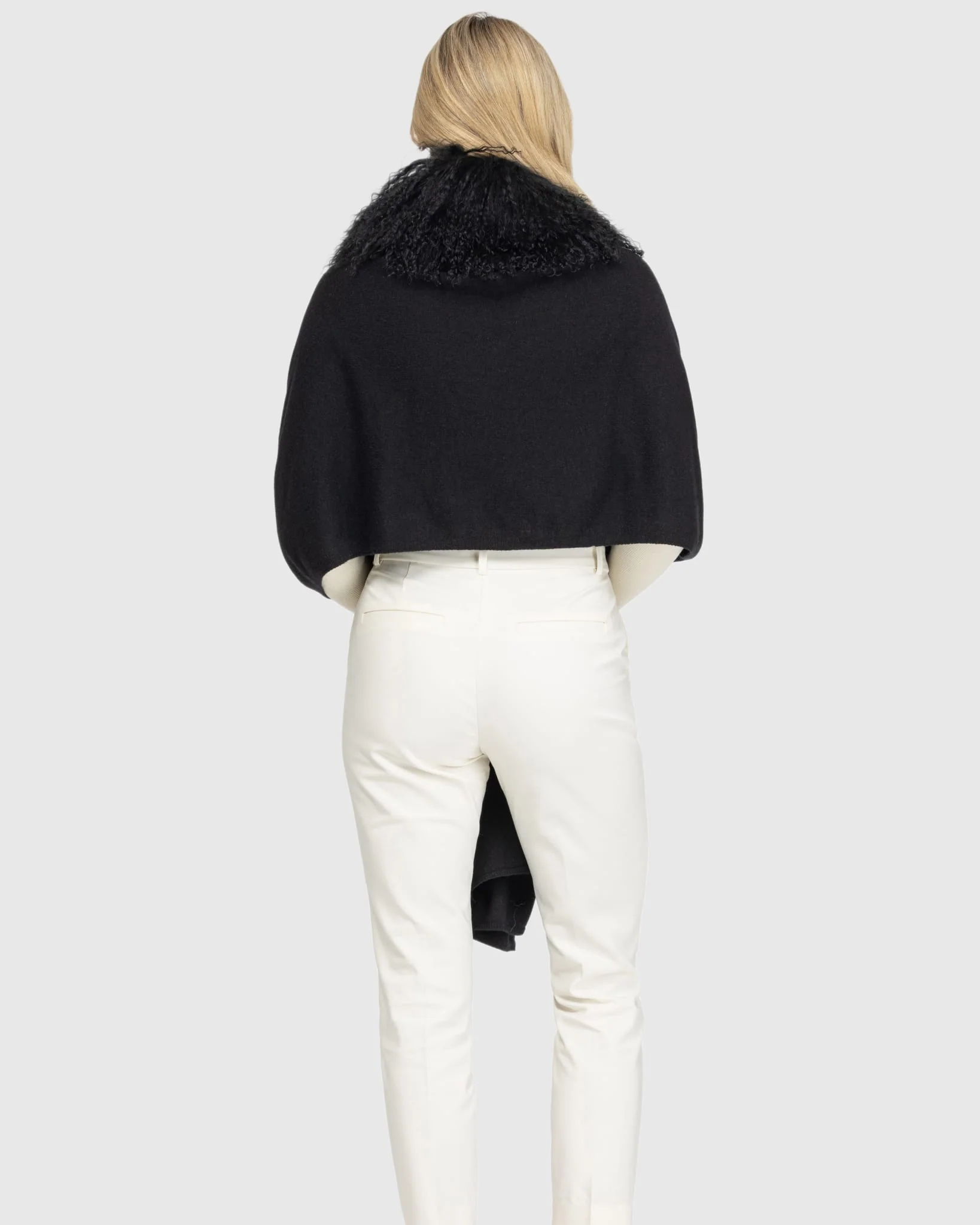 SELECT CASHMERE AND MERINO WOOL BLEND STOLE WITH SELECT MONGOLIAN LAMB TRIM - Image 26