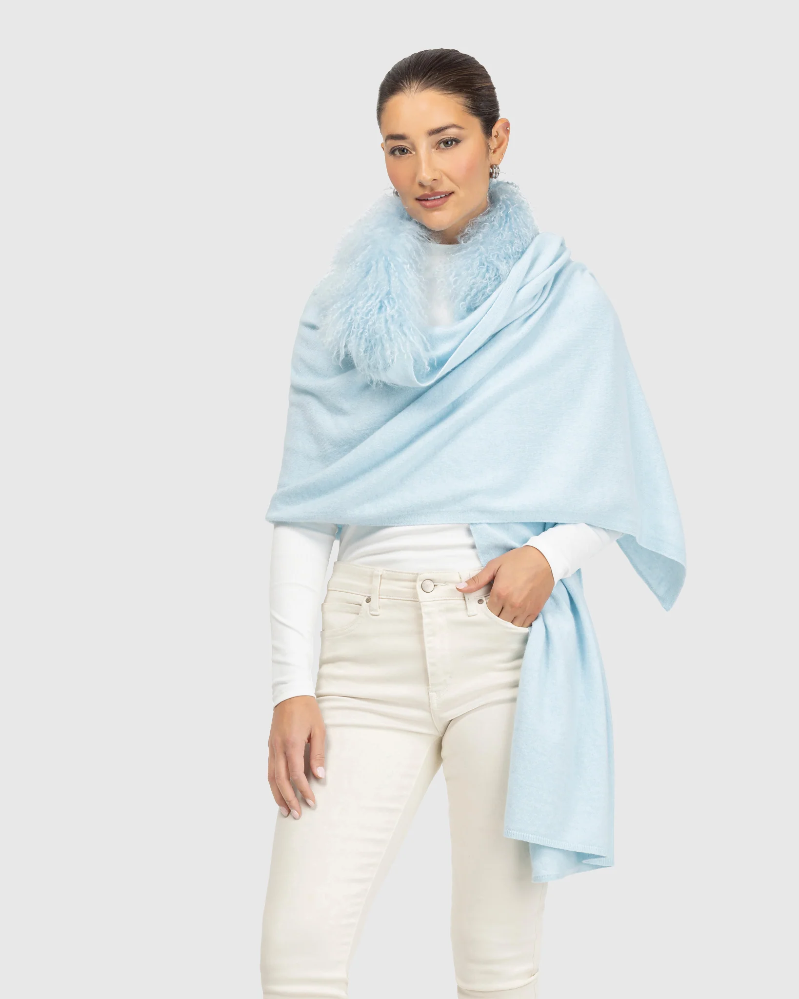 SELECT CASHMERE AND MERINO WOOL BLEND STOLE WITH SELECT MONGOLIAN LAMB TRIM - Image 6