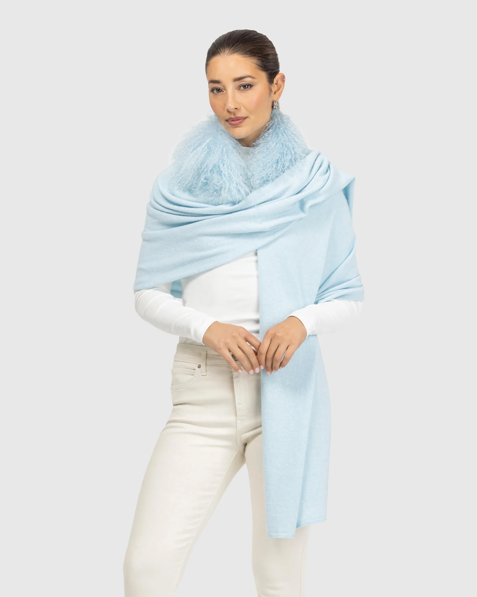 SELECT CASHMERE AND MERINO WOOL BLEND STOLE WITH SELECT MONGOLIAN LAMB TRIM - Image 7