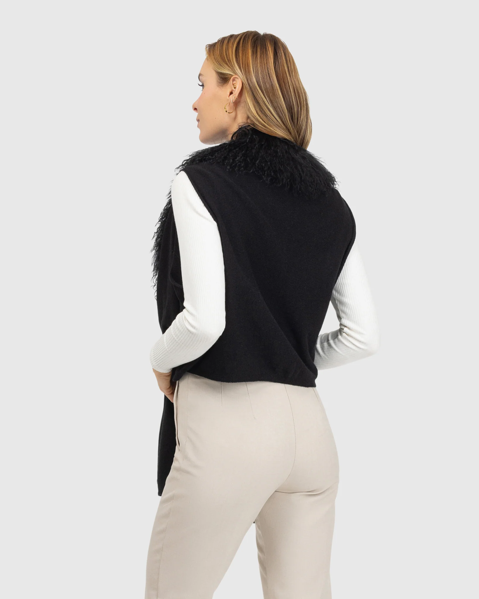Select Cashmere And Merino Wool Blend Vest With Select Mongolian Lamb Trim - Image 4