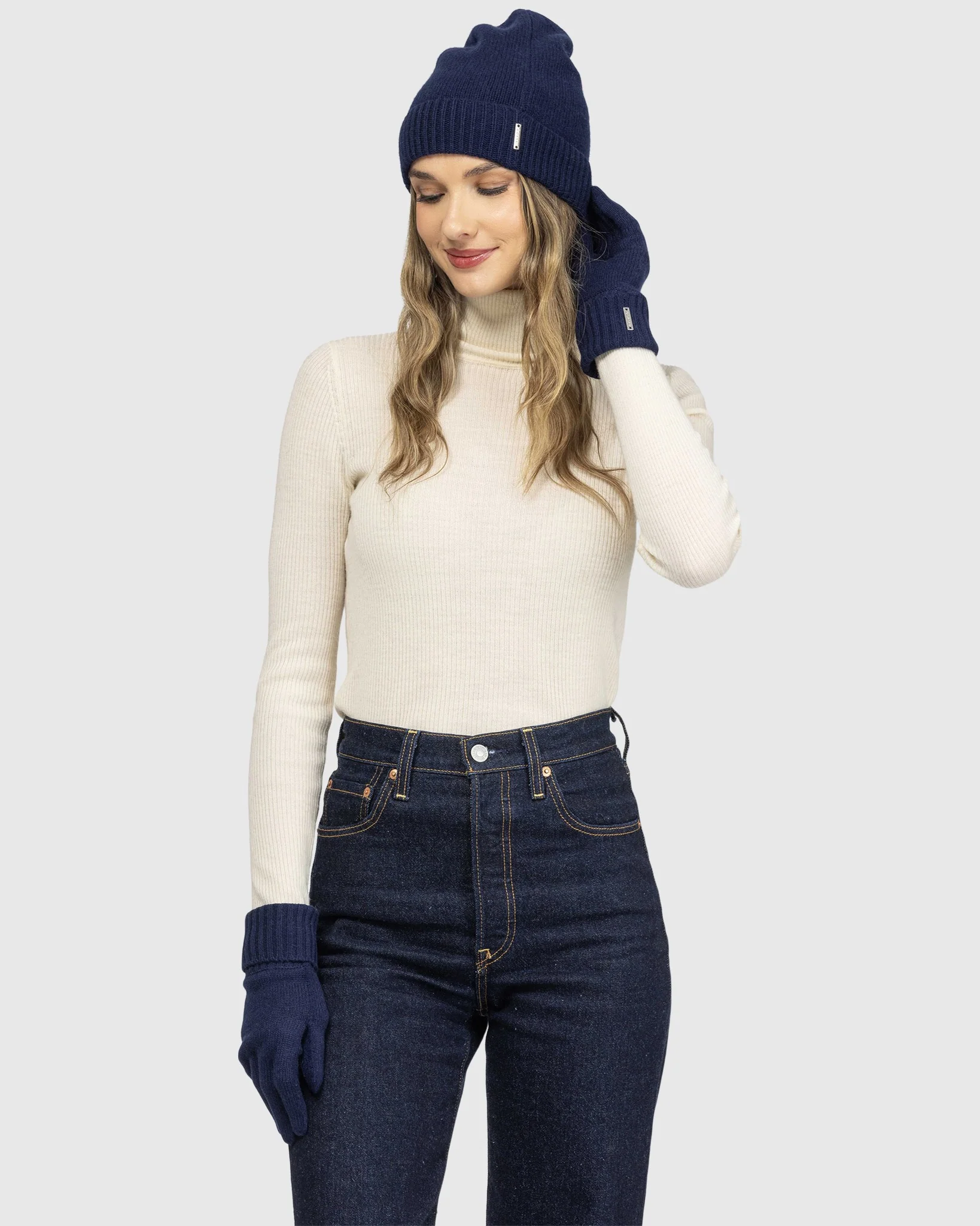 SELECT CASHMERE KNIT BEANIE AND GLOVE SET (2 PCS) - Image 3