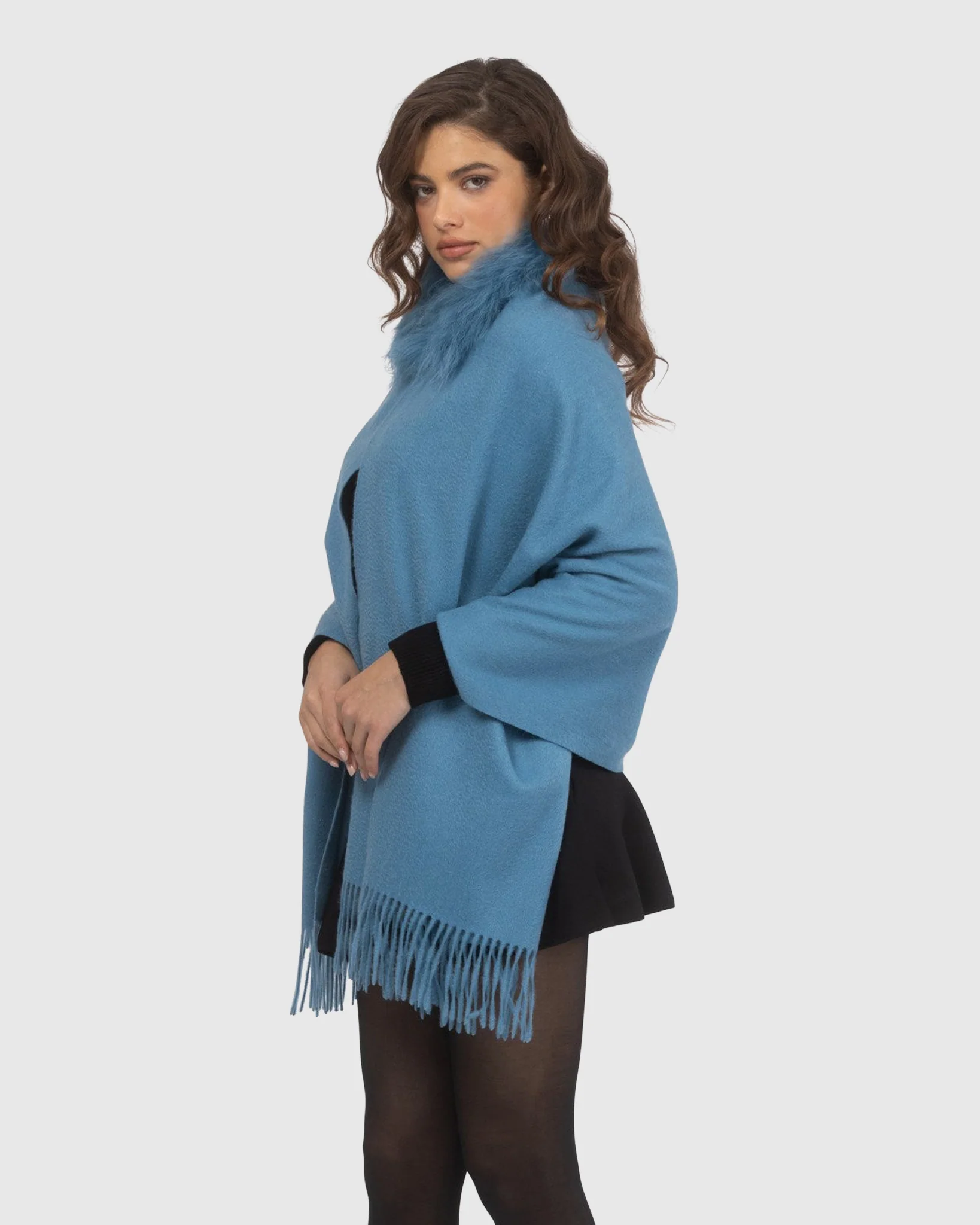 SELECT CASHMERE STOLE WITH SELECT LAMB COLLAR - Image 56