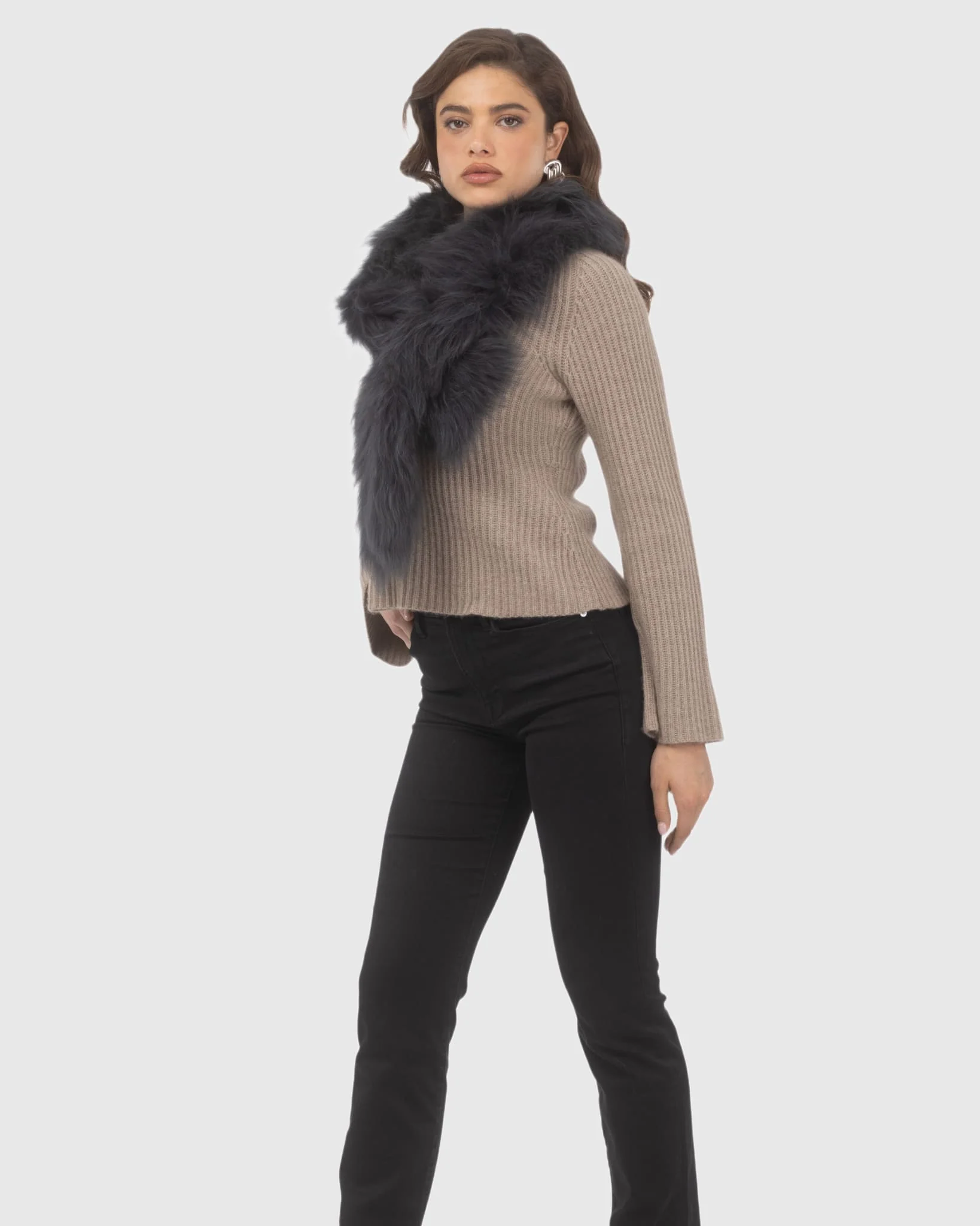 SELECT LAMB PULL-THROUGH SCARF - Image 11