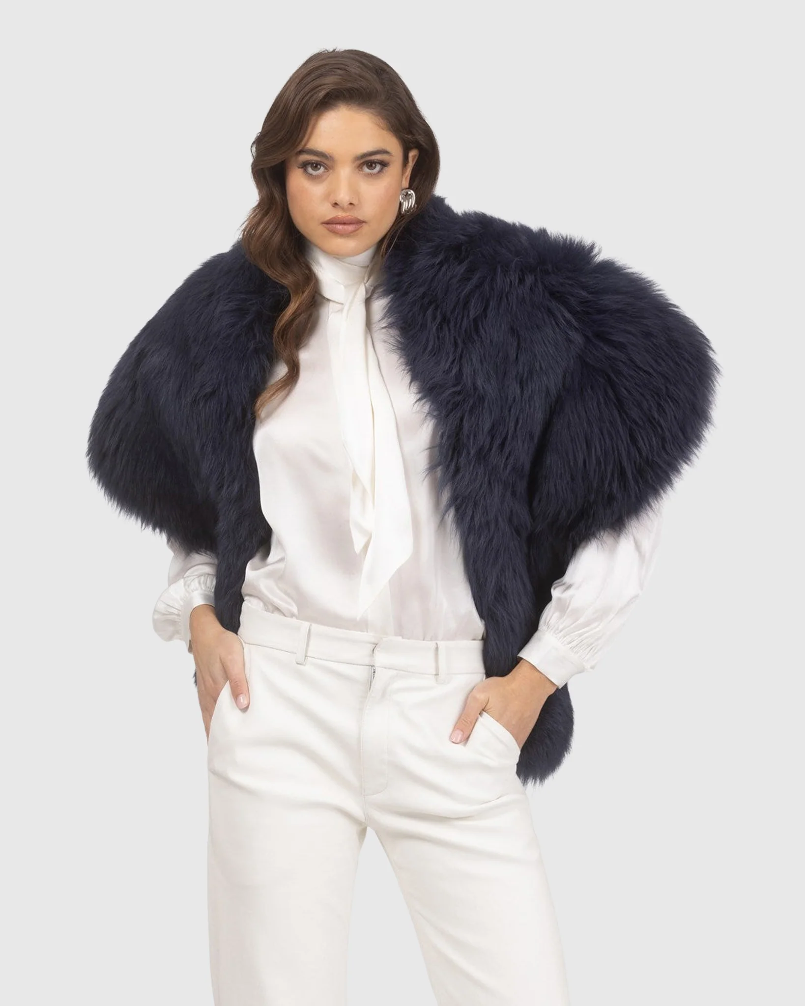 SELECT LAMB STOLE - Image 2