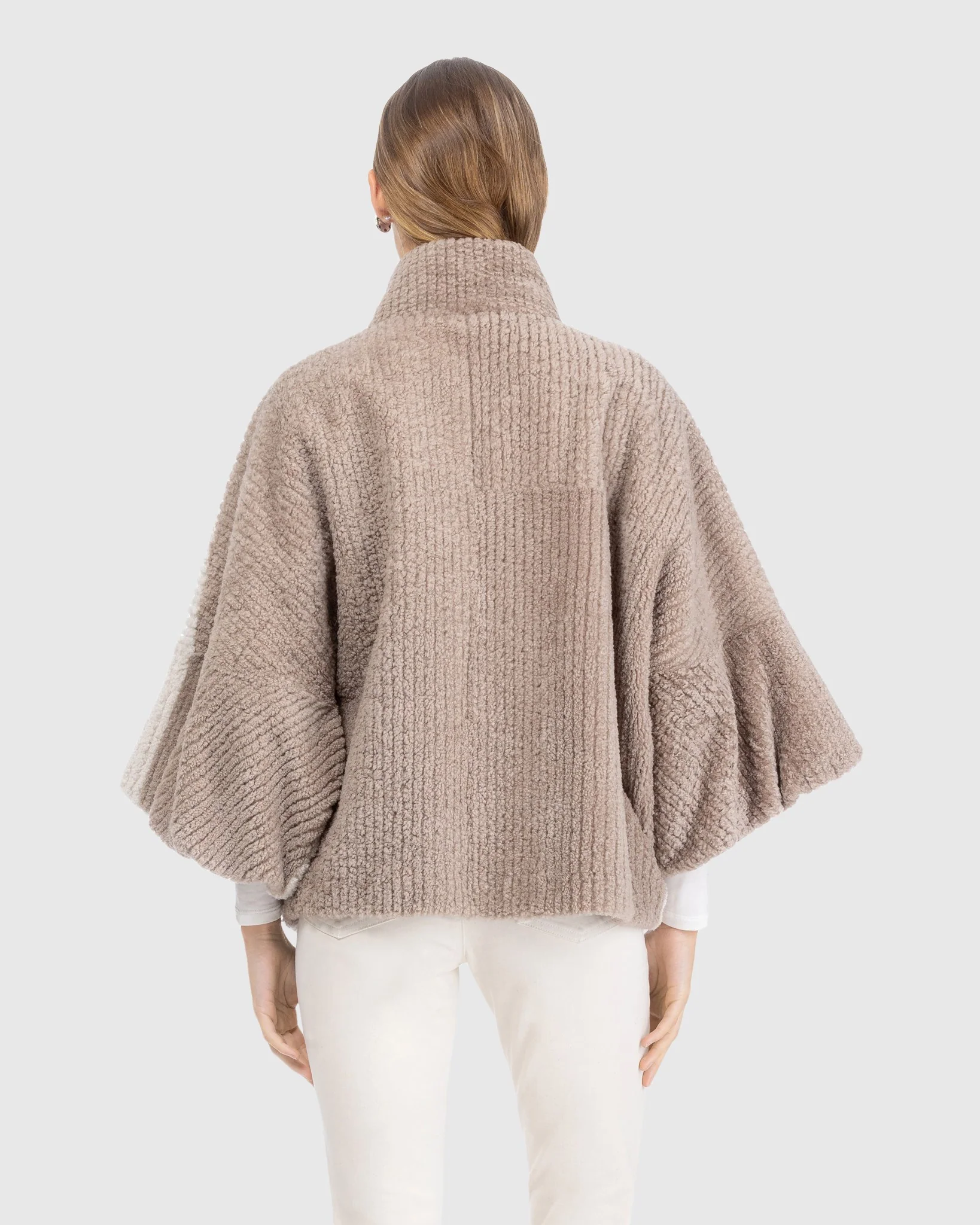 Select Shearling Lamb Zip Jacket With Cropped Sleeves - Image 5