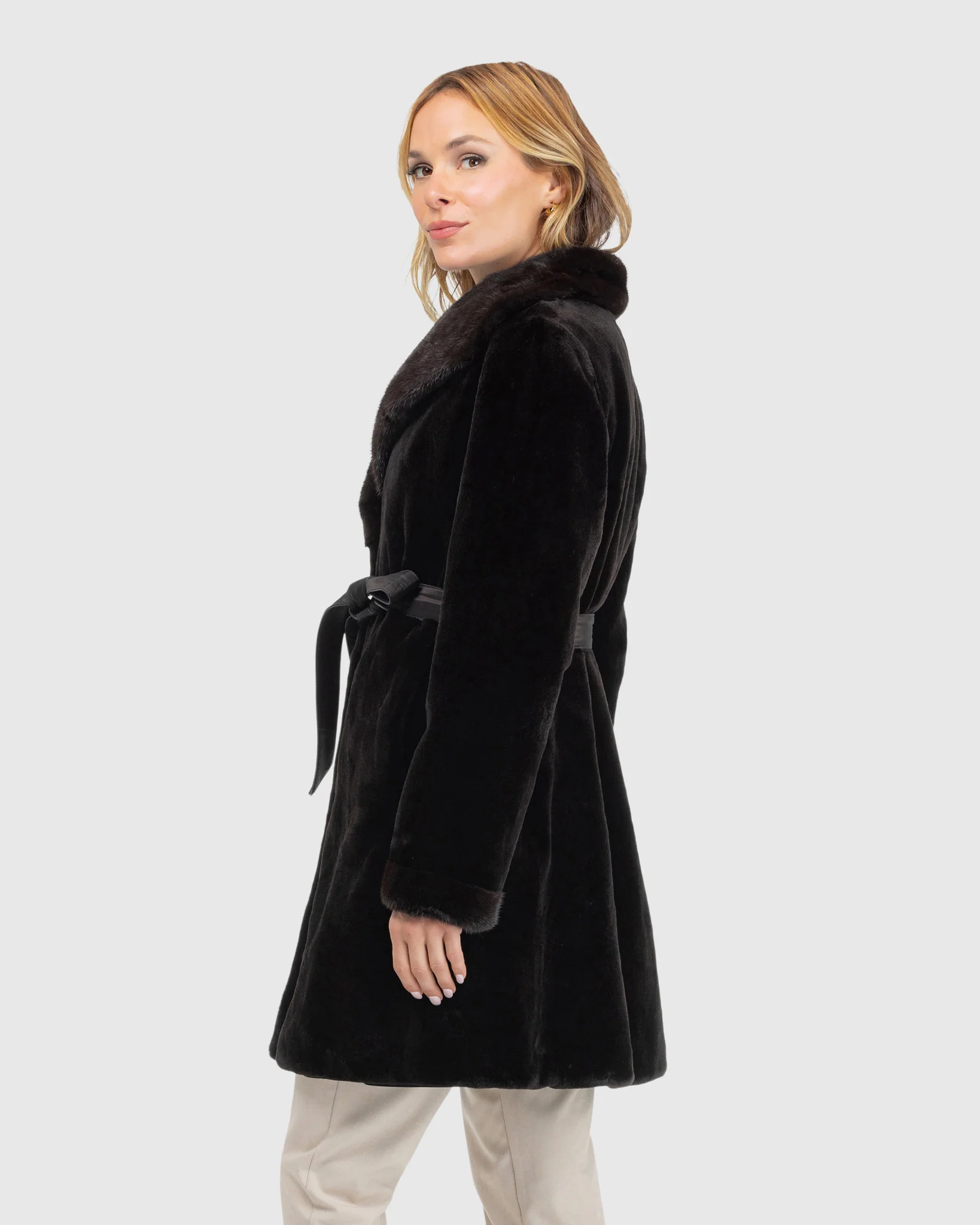 Sheared Mink Reversible Short Coat - Image 4