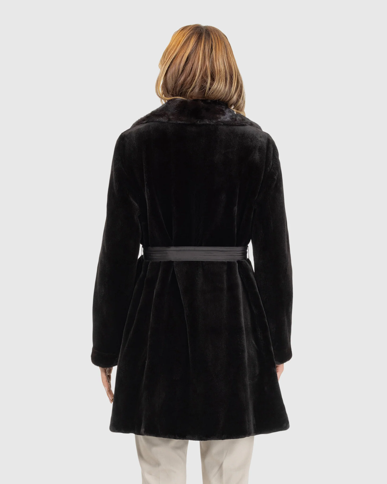 Sheared Mink Reversible Short Coat - Image 5