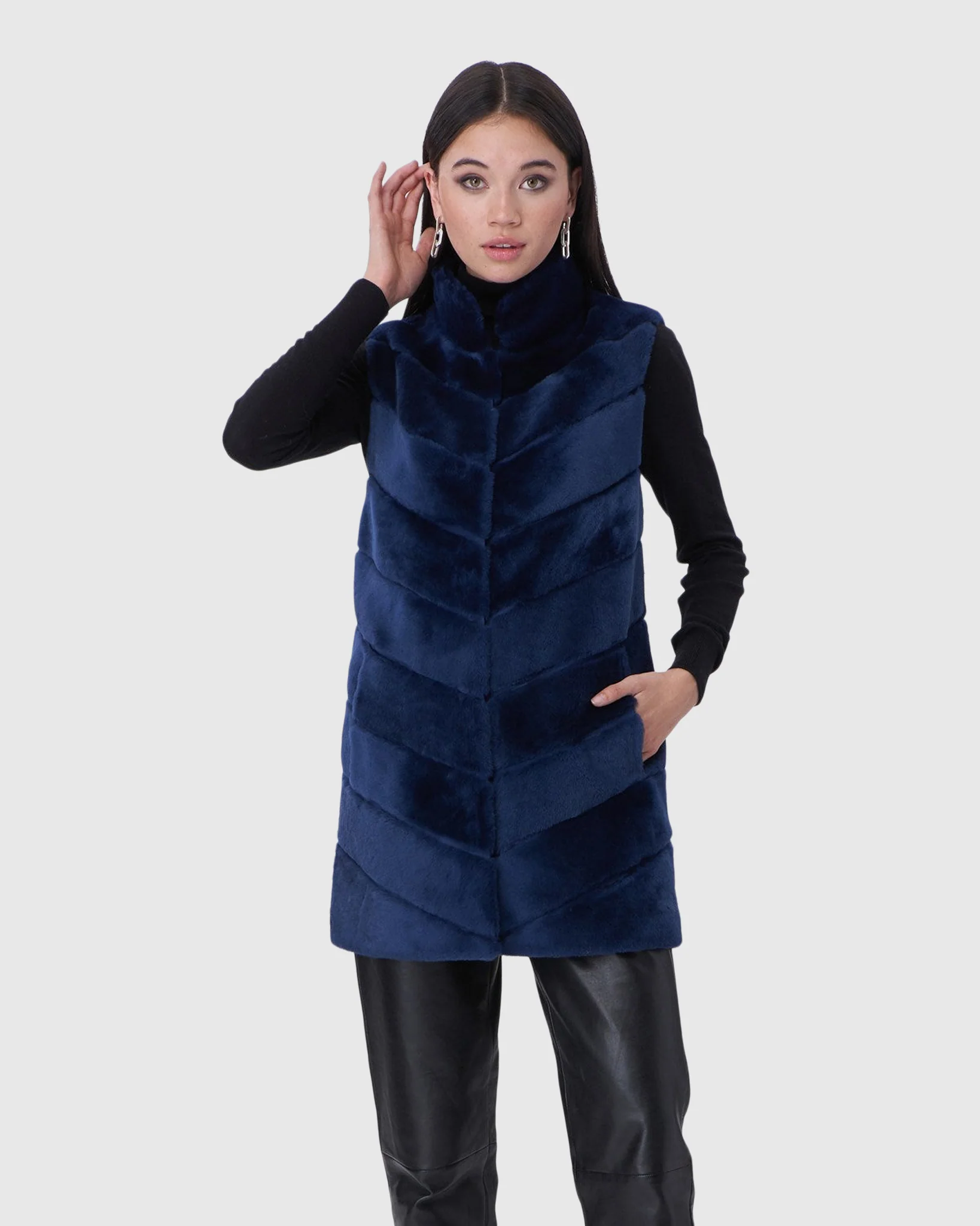 SELECT SHEARLING LAMB CHEVRON VEST - Image 7