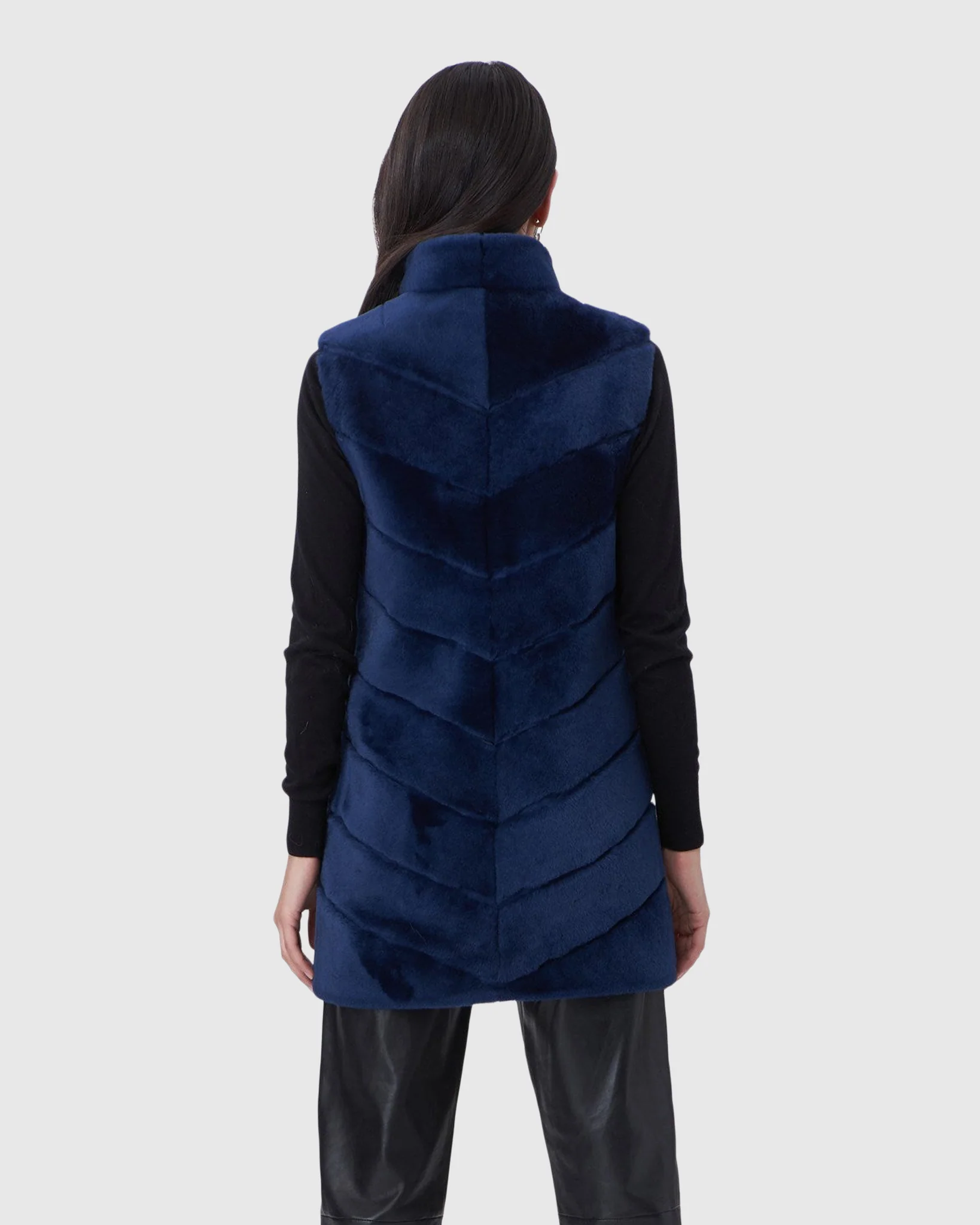 SELECT SHEARLING LAMB CHEVRON VEST - Image 9