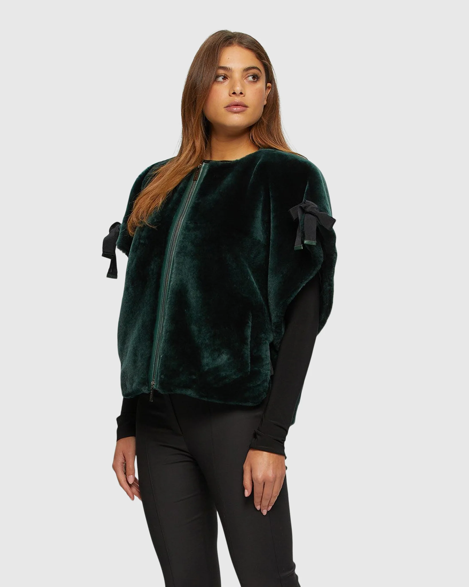SHEARLING LAMB COLLARLESS SHORT SLEEVE JACKET - Image 9
