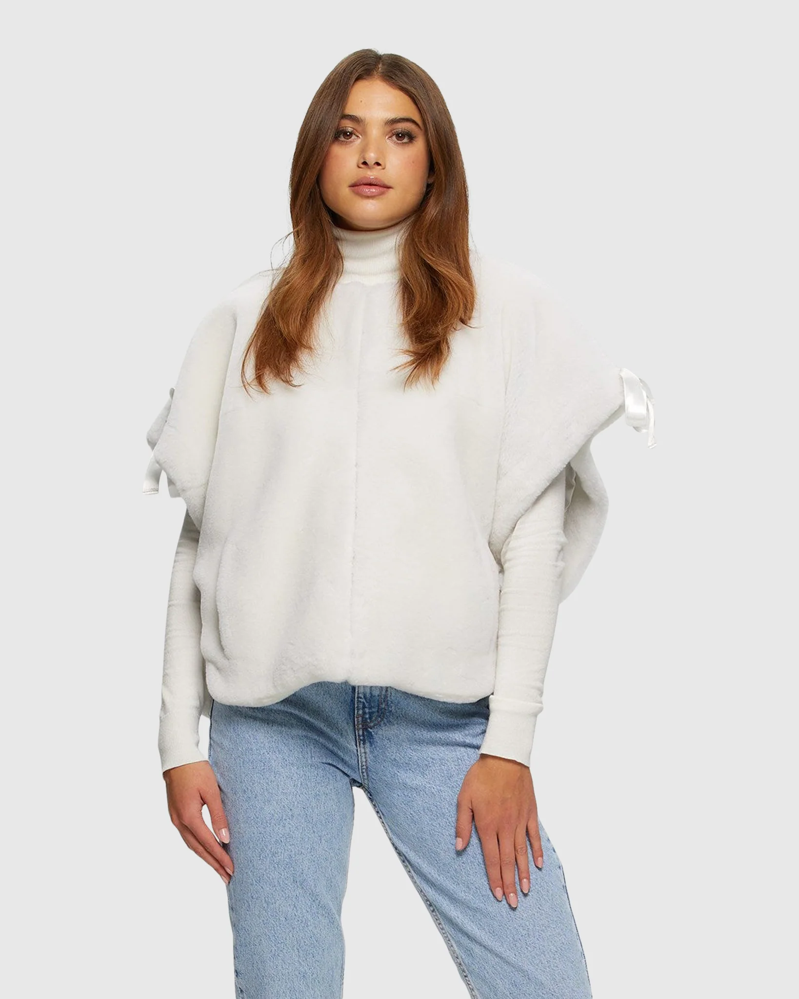 SHEARLING LAMB COLLARLESS SHORT SLEEVE JACKET - Image 3