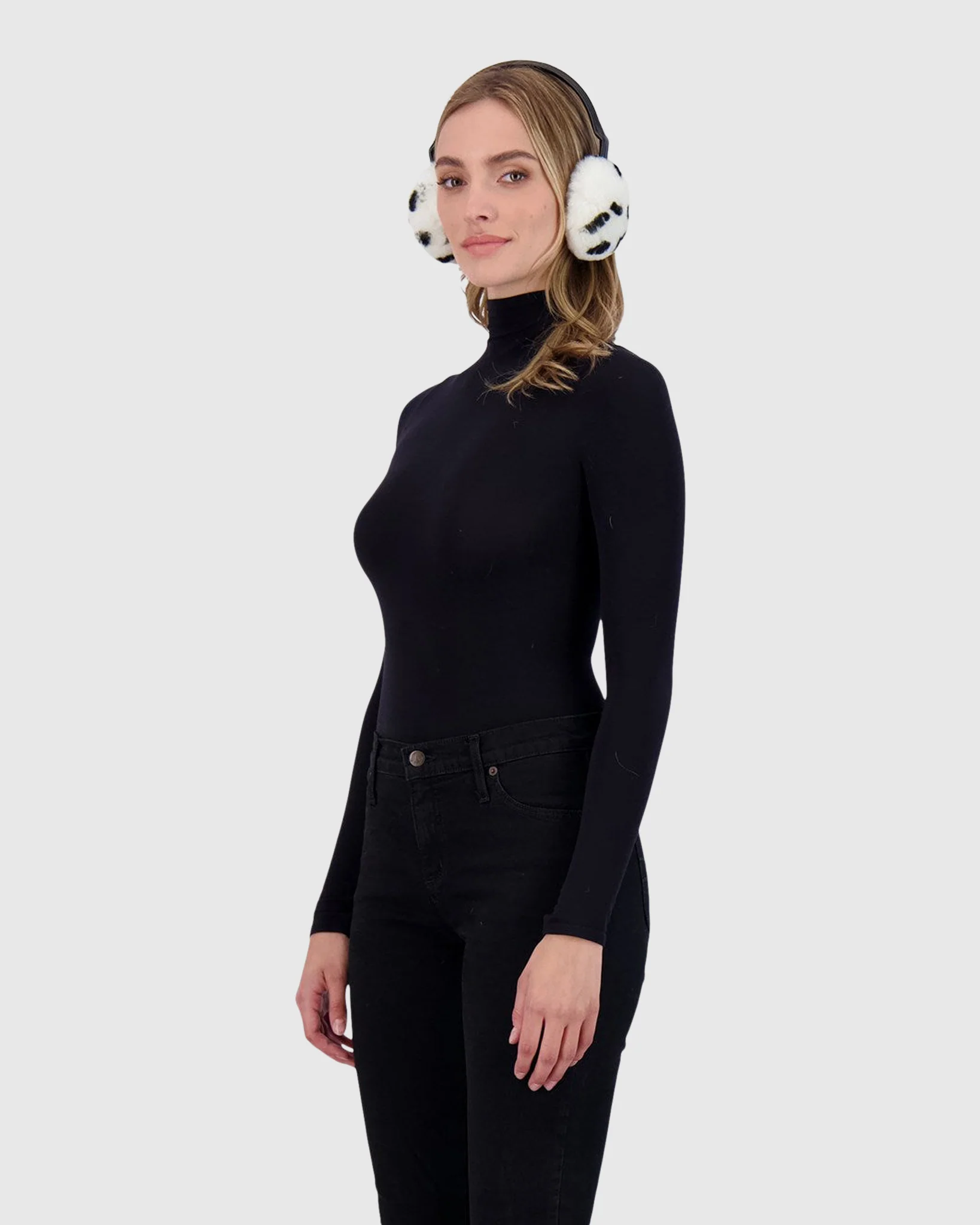 SELECT SHEARLING LAMB EARMUFFS WITH LEATHER FRAME - Image 3