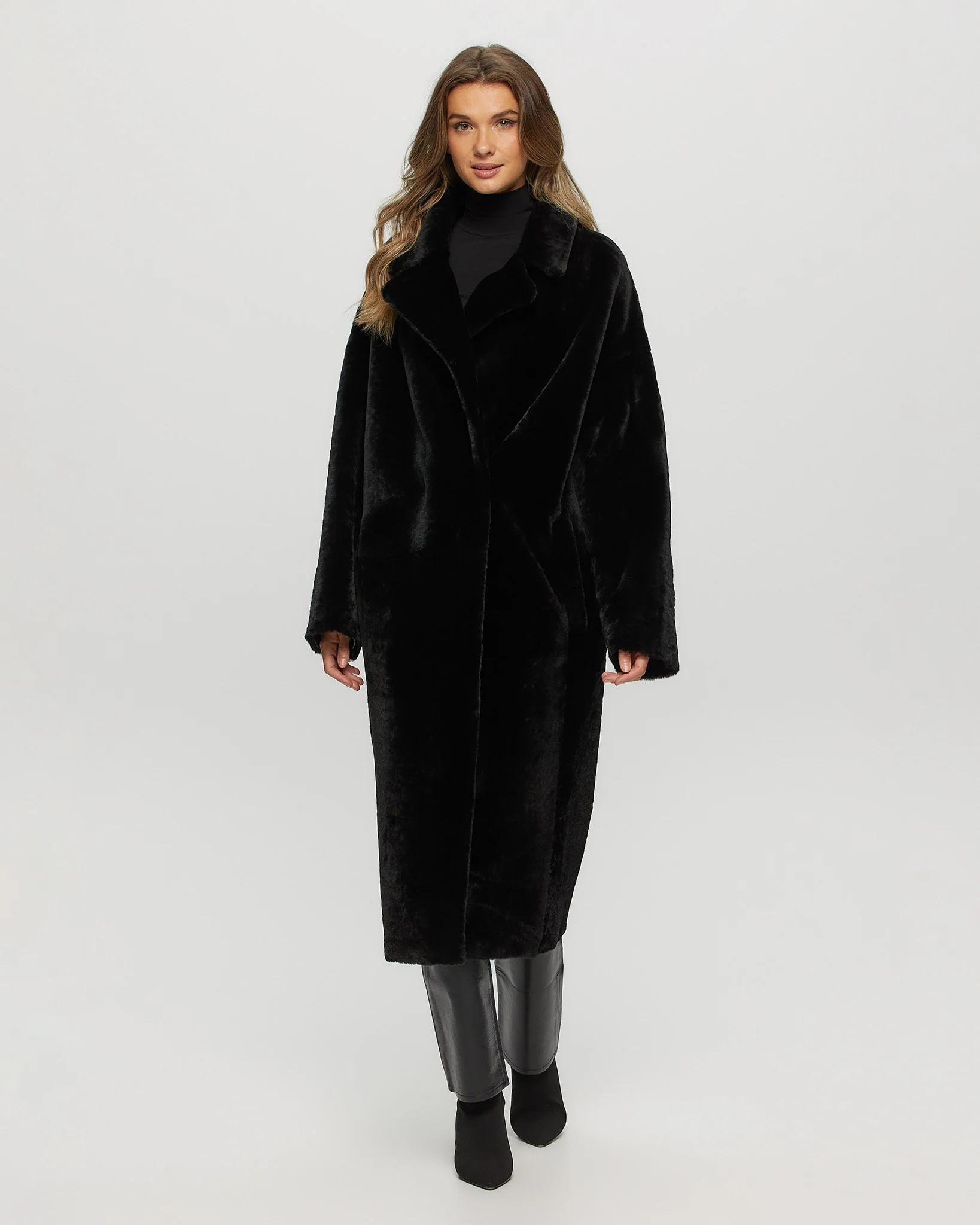 SHEARLING LAMB SHORT COAT - Image 2