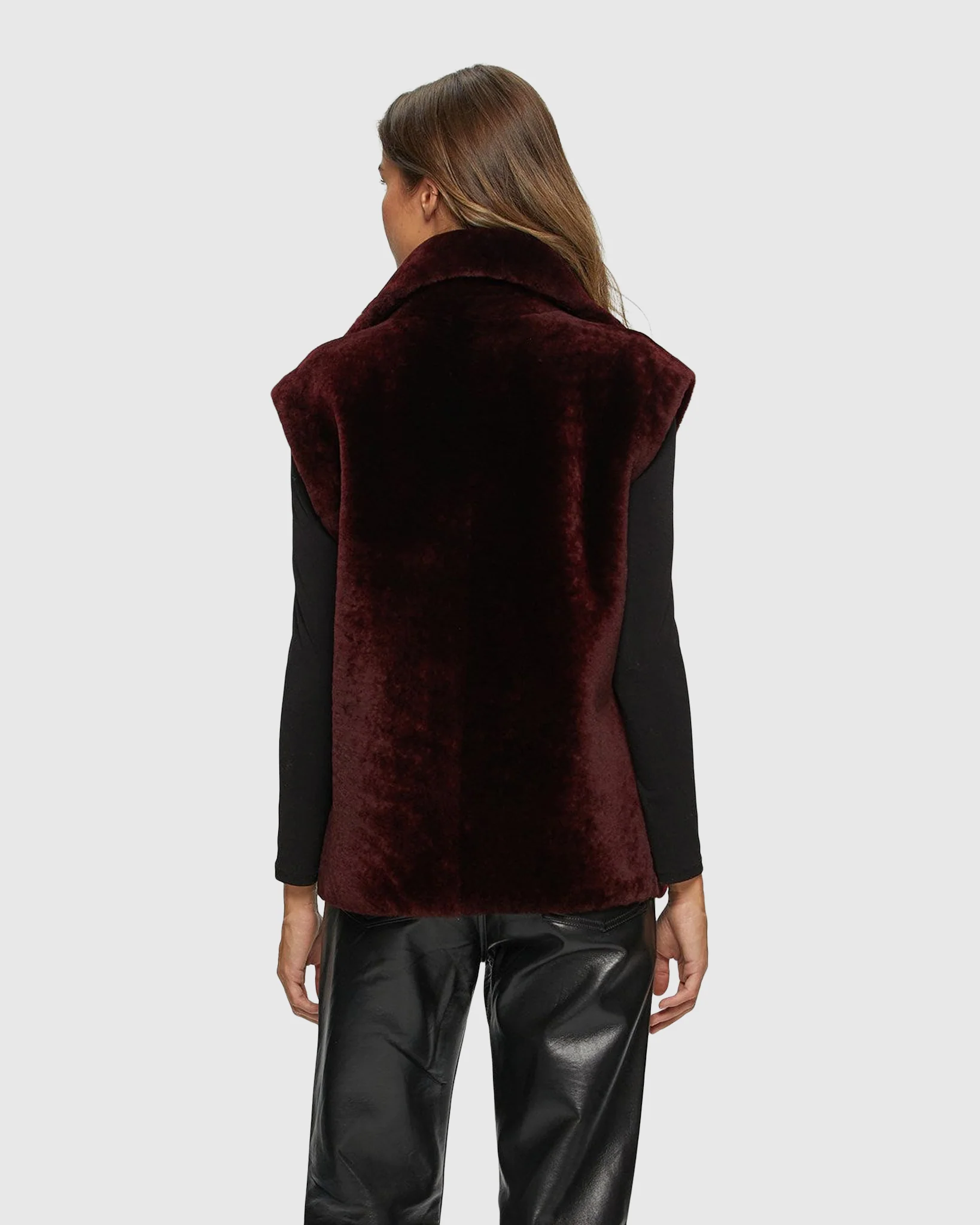 SHEARLING LAMB ZIP VEST - Image 3