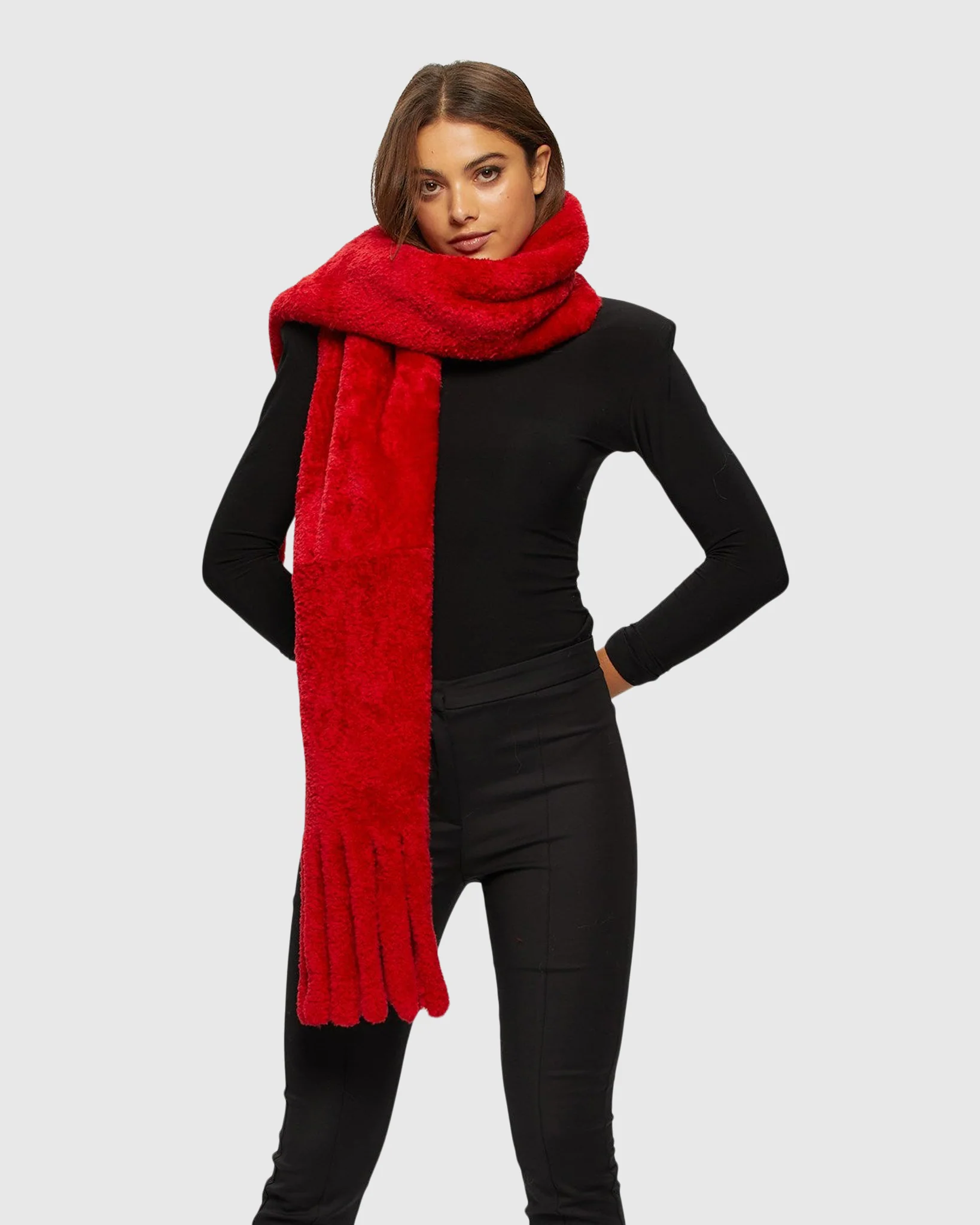 SILKY SHEARLING LAMB STOLE WITH FRINGES - Image 5