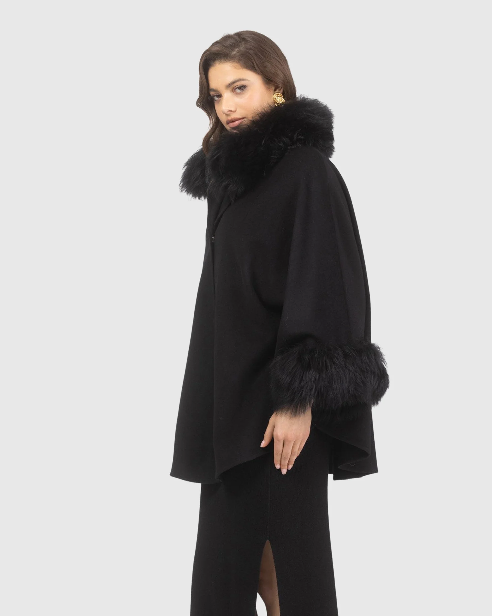 Cashmere & Wool Cape With Select Lamb Trim - Image 10
