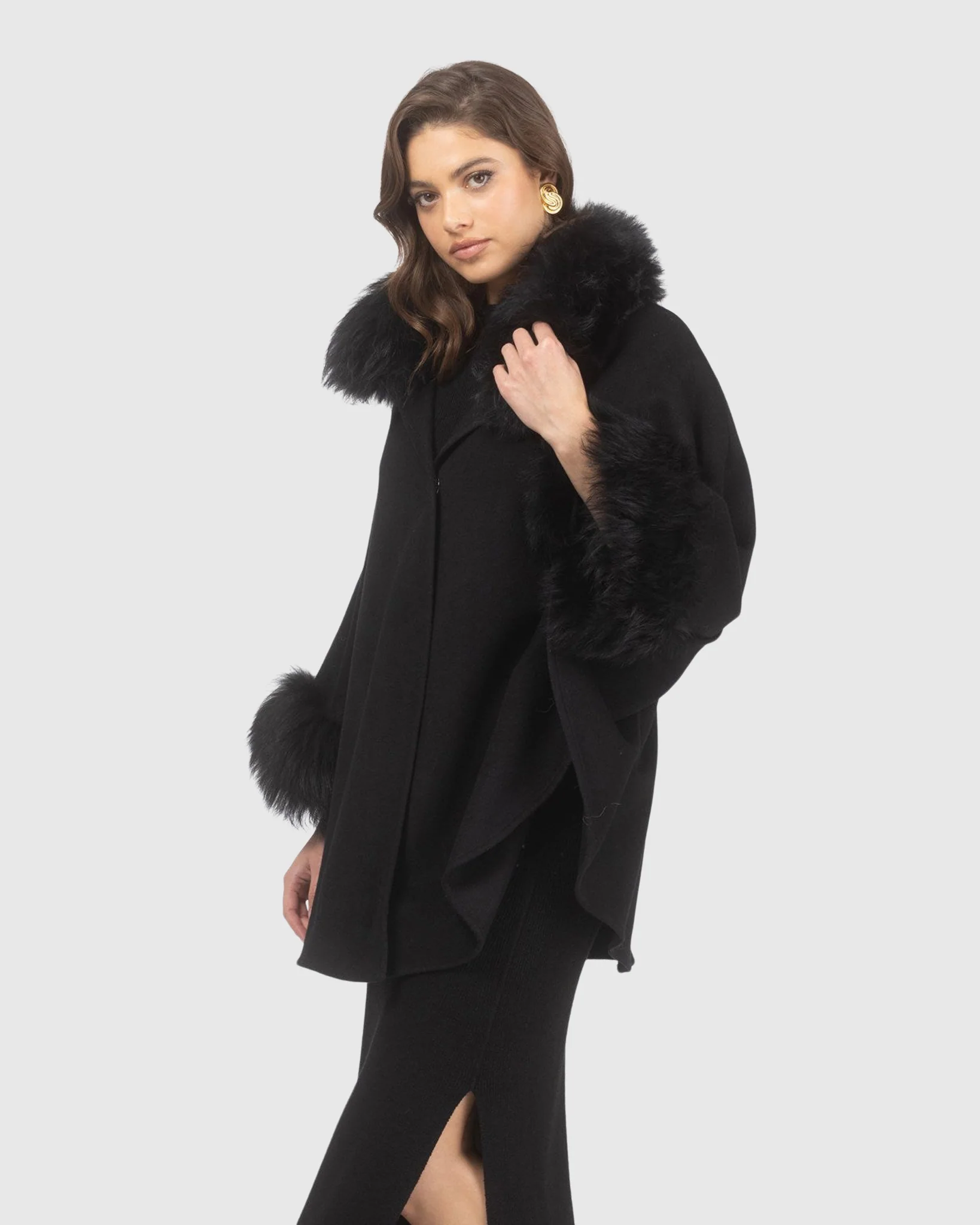 Cashmere & Wool Cape With Select Lamb Trim - Image 11