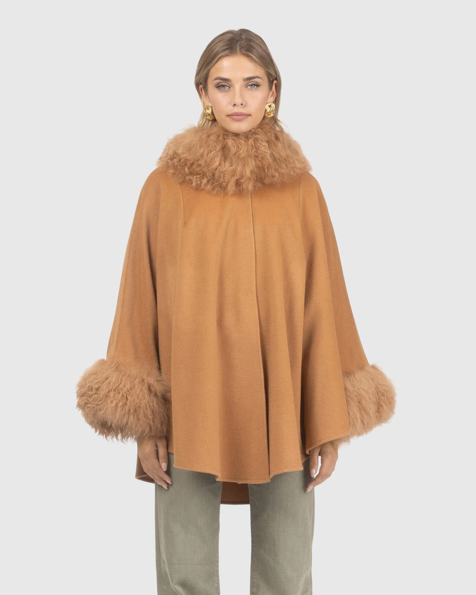 Cashmere & Wool Cape With Select Lamb Trim - Image 28