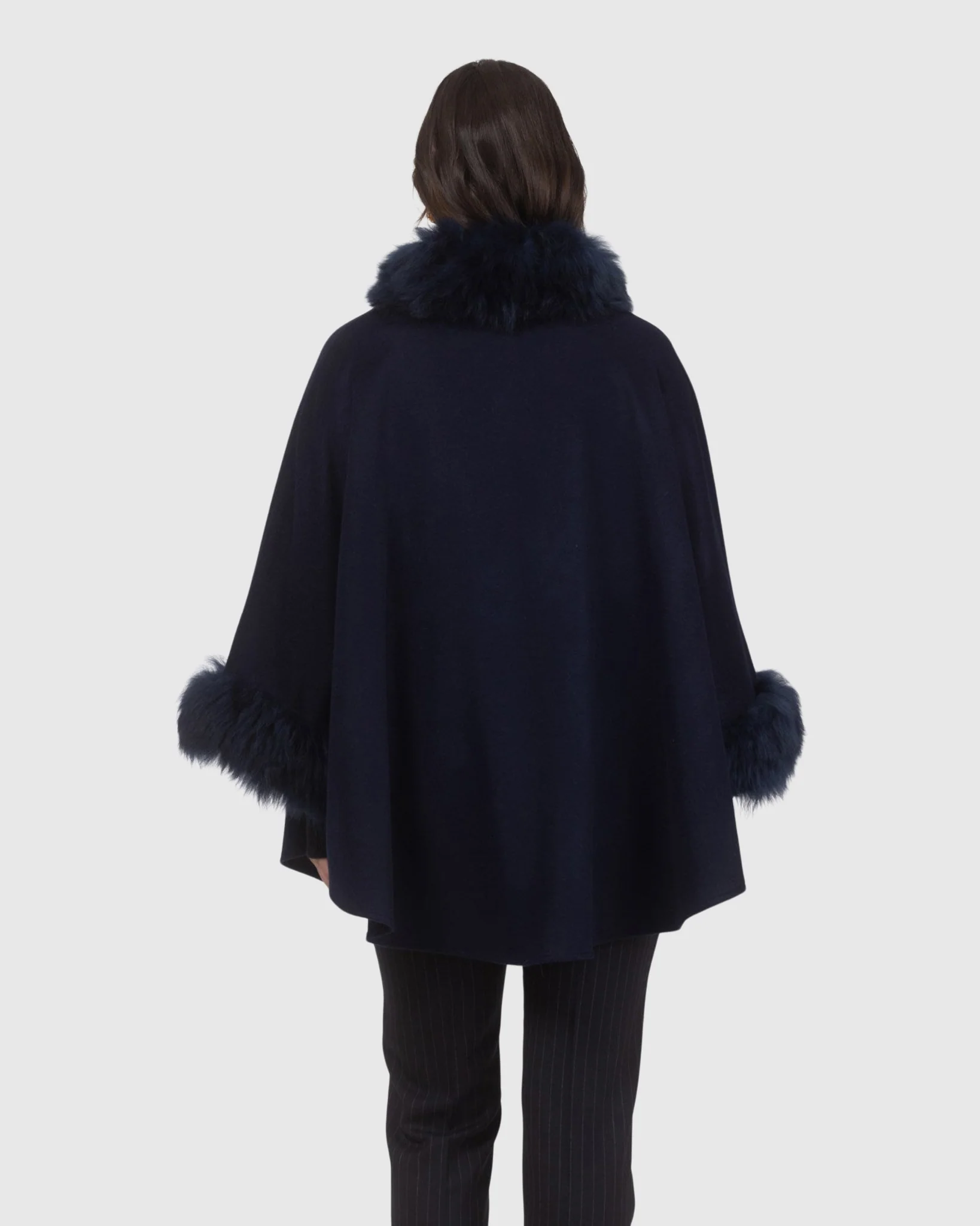 Cashmere & Wool Cape With Select Lamb Trim - Image 39